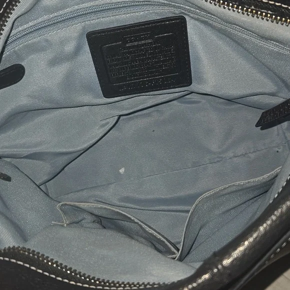 Coach - Picture 5 of 8